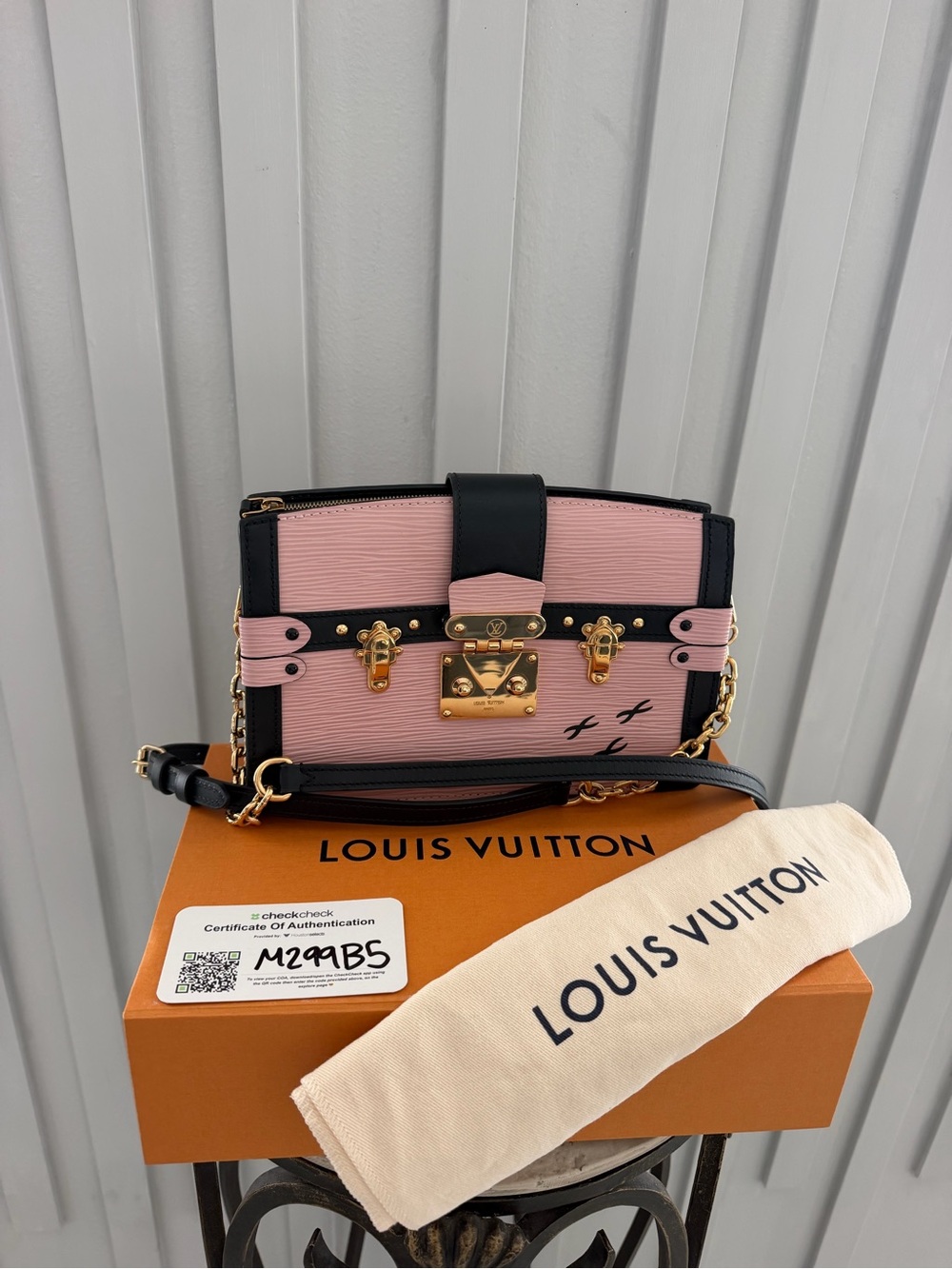 Authentic Louis Vuitton M53191 Petite Malle Clutch/Crossbody Black and Rose Pink